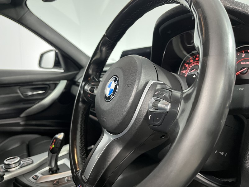 2017 (67) BMW 3 SERIES 330e M Sport 4dr Step Auto 5803033