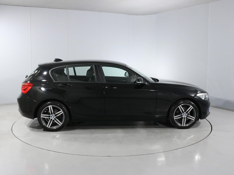 2017 (17) BMW 1 SERIES 118i [1.5] Sport 5dr [Nav] 5858633