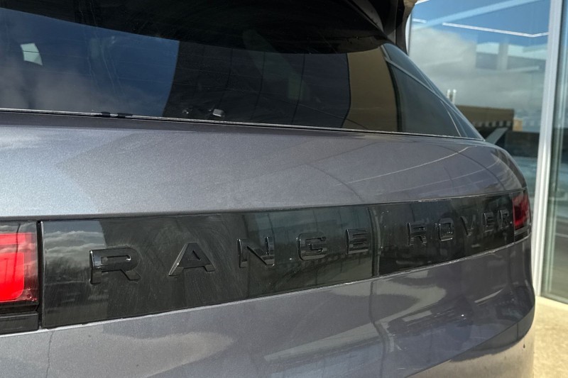  LAND ROVER RANGE ROVER SPORT 3.0 D300 Dynamic SE 5dr Auto 5166351