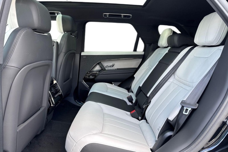  LAND ROVER RANGE ROVER SPORT 3.0 D300 Dynamic SE 5dr Auto 5165004