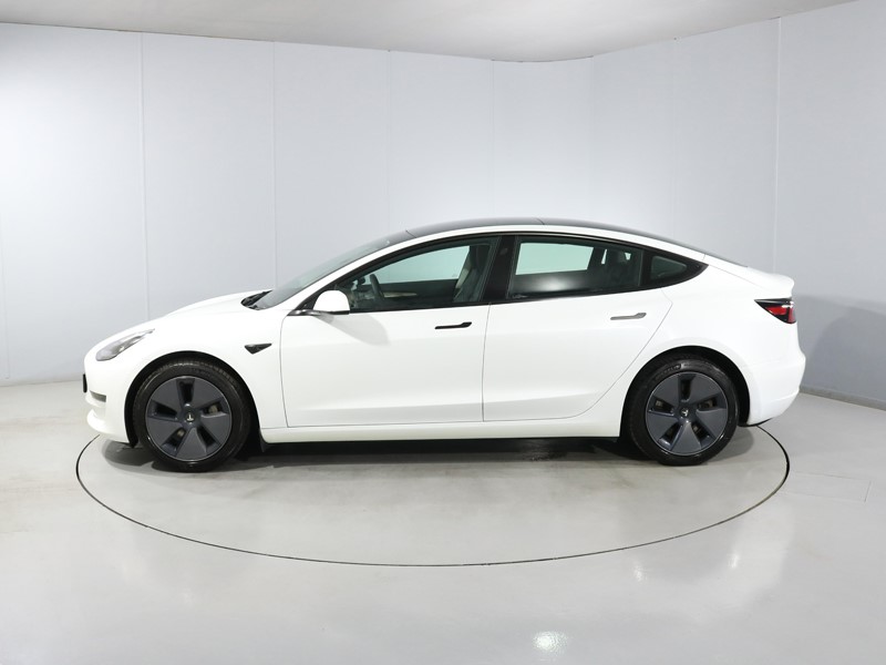 2023 (73) TESLA MODEL 3 Long Range RWD 4dr Auto 5831301