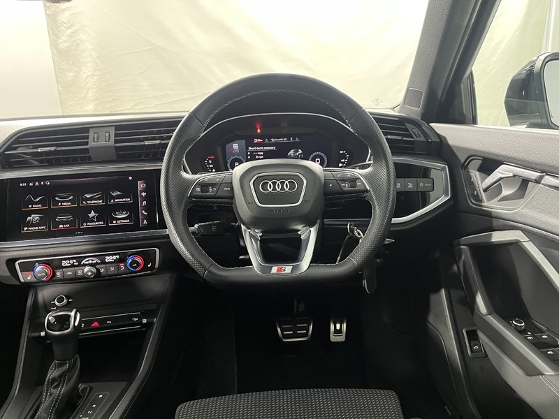 2023 (23) AUDI Q3 35 TFSI Black Edition 5dr S Tronic 5814792