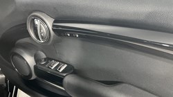 2018 (18) MINI CONVERTIBLE 1.5 Cooper II 2dr 5812539