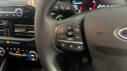 2020 (70) FORD KUGA 1.5 EcoBlue Titanium 5dr 5860936