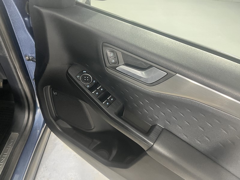 2020 (70) FORD KUGA 1.5 EcoBlue Titanium 5dr 5860932