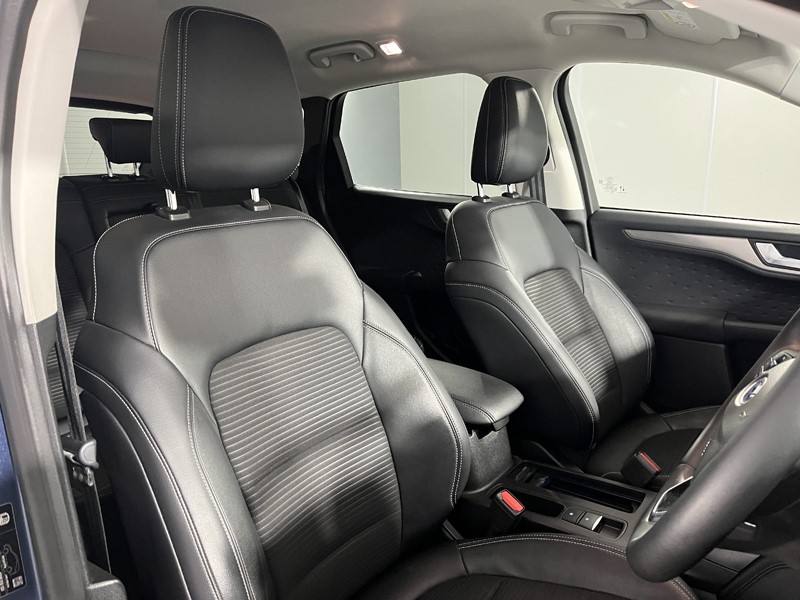 2020 (70) FORD KUGA 1.5 EcoBlue Titanium 5dr 5860923