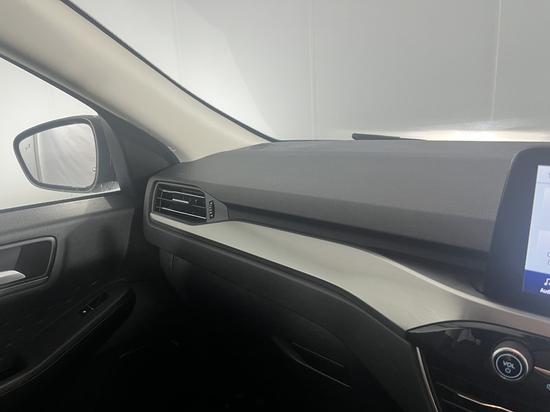 2020 (70) FORD KUGA 1.5 EcoBlue Titanium 5dr 5860939