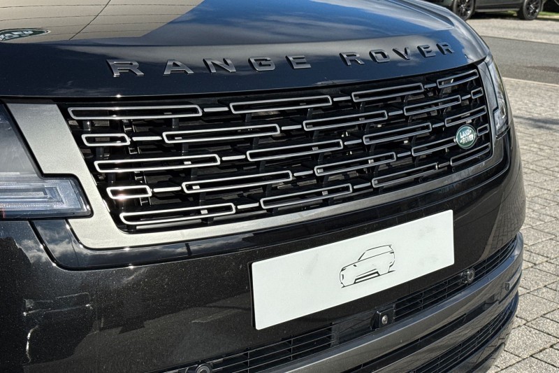  LAND ROVER RANGE ROVER 3.0 D300 HSE 4dr Auto 5160780