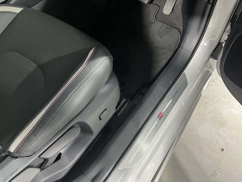 2023 (23) TOYOTA COROLLA 1.8 Hybrid GR Sport 5dr CVT 5840710