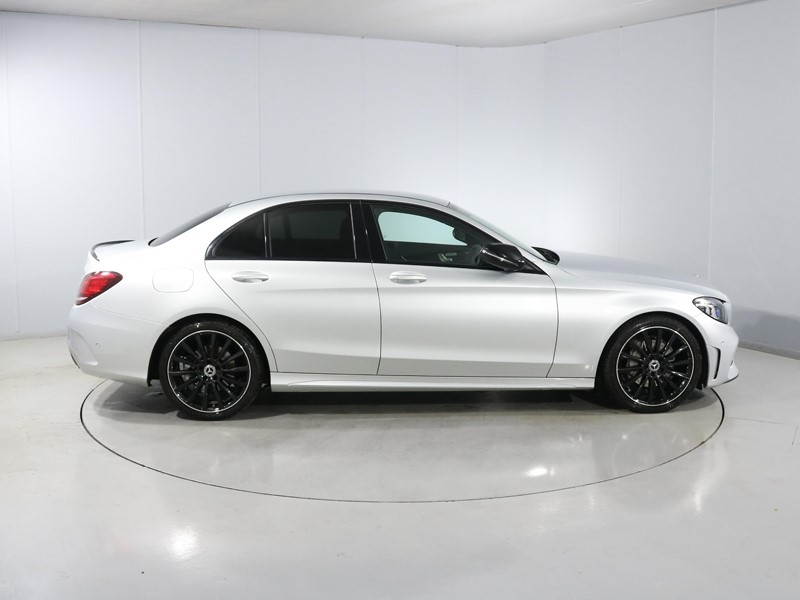 2021 (21) MERCEDES-BENZ C CLASS C220d AMG Line Night Edition Premium 4dr 9G-Tronic 5840649