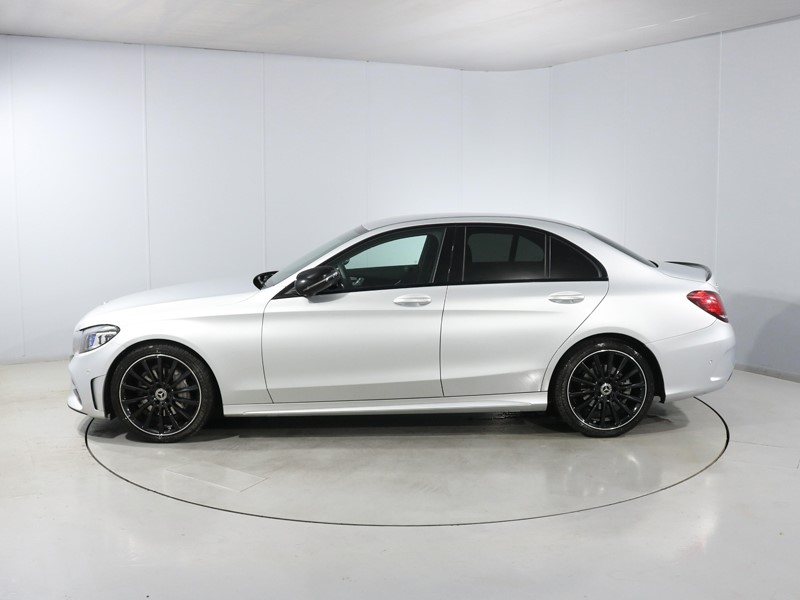 2021 (21) MERCEDES-BENZ C CLASS C220d AMG Line Night Edition Premium 4dr 9G-Tronic 5840690
