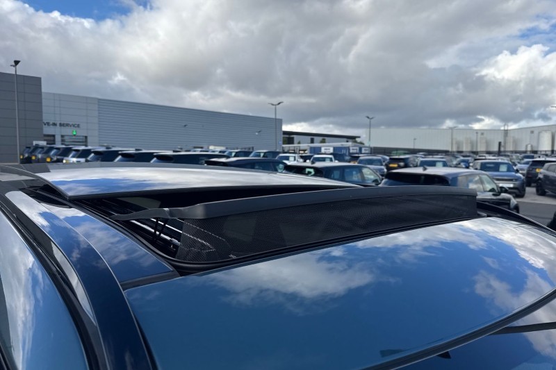 2025 (25) LAND ROVER RANGE ROVER VELAR 2.0 D200 MHEV Autobiography 5dr Auto [Revised] 4530257