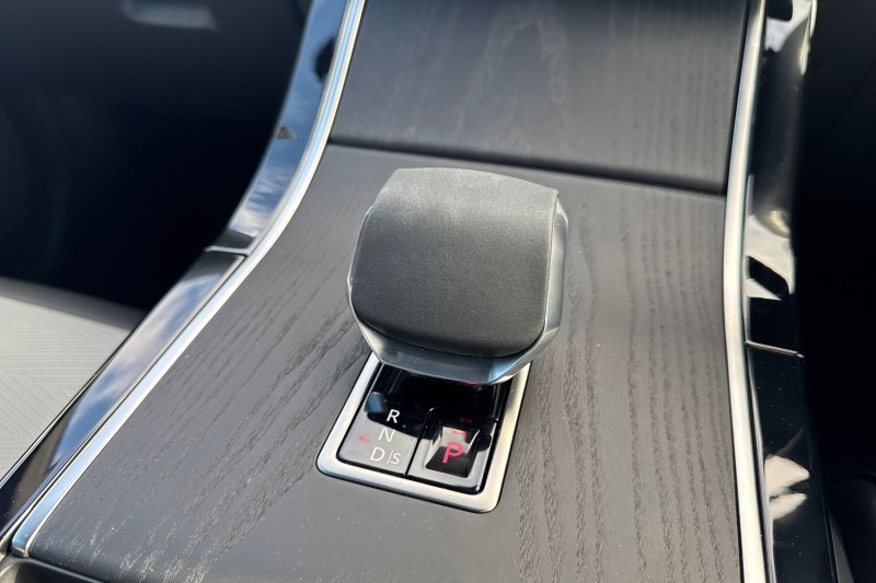 2025 (25) LAND ROVER RANGE ROVER VELAR 2.0 D200 MHEV Autobiography 5dr Auto [Revised] 4530218