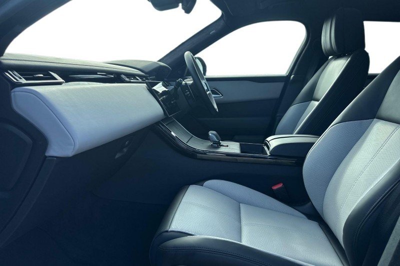 2025 (25) LAND ROVER RANGE ROVER VELAR 2.0 D200 MHEV Autobiography 5dr Auto [Revised] 4530208