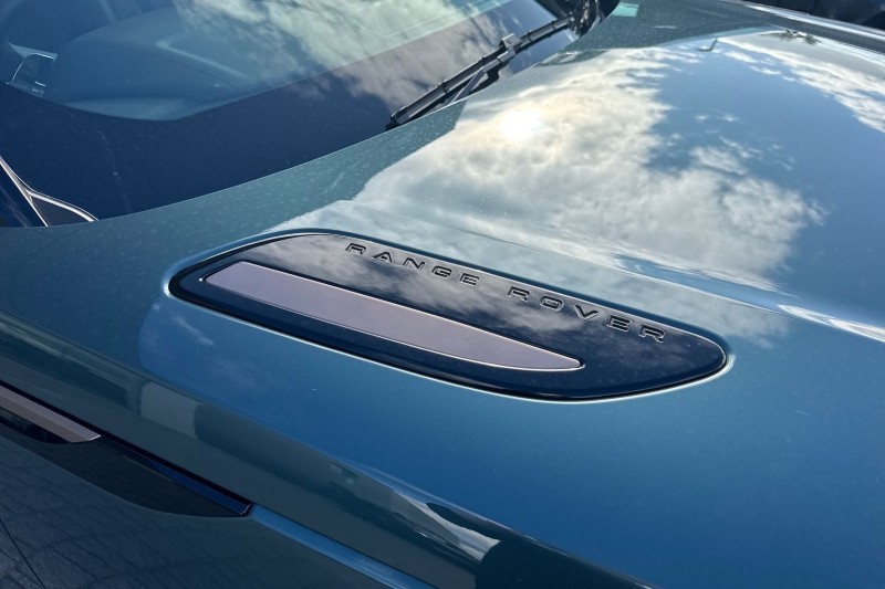 2025 (25) LAND ROVER RANGE ROVER VELAR 2.0 D200 MHEV Autobiography 5dr Auto [Revised] 4530225
