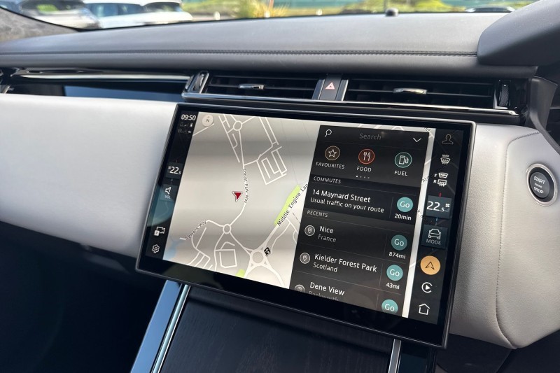 2025 (25) LAND ROVER RANGE ROVER VELAR 2.0 D200 MHEV Autobiography 5dr Auto [Revised] 4530216