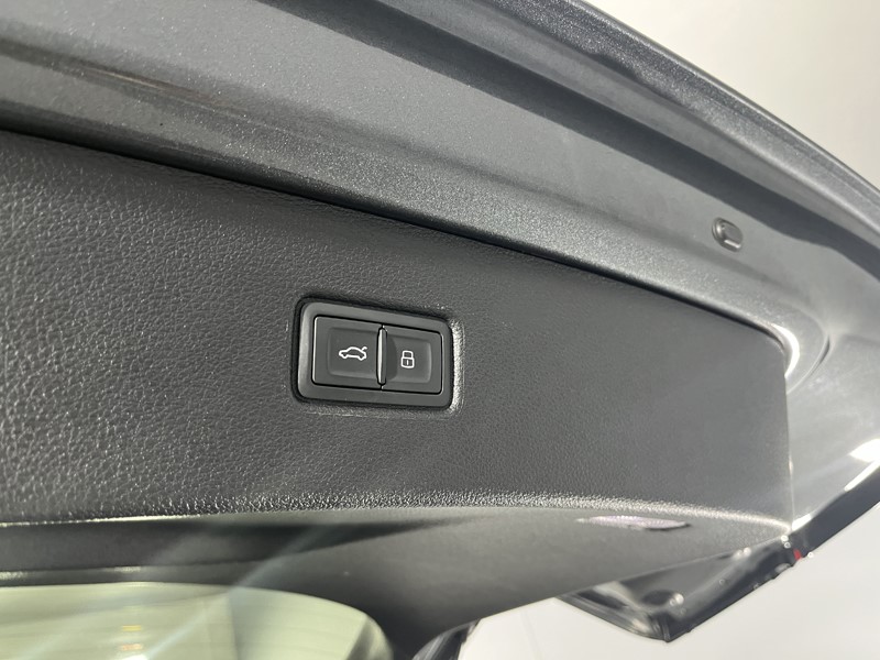 2021 (21) AUDI Q7 S TFSI Quattro 5dr Tiptronic 5846489