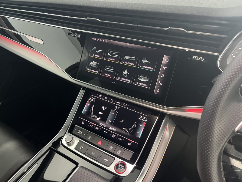 2021 (21) AUDI Q7 S TFSI Quattro 5dr Tiptronic 5846449