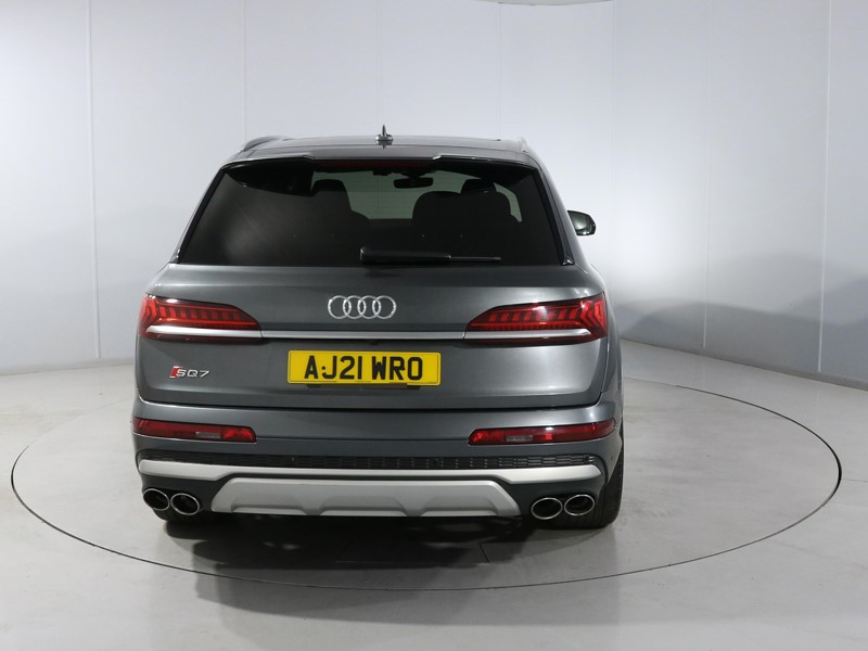 2021 (21) AUDI Q7 S TFSI Quattro 5dr Tiptronic 5846456