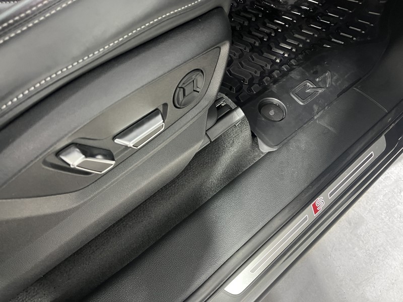 2021 (21) AUDI Q7 S TFSI Quattro 5dr Tiptronic 5846461