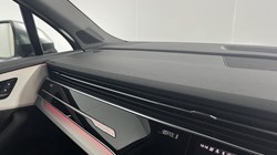 2021 (21) AUDI Q7 S TFSI Quattro 5dr Tiptronic 5846469