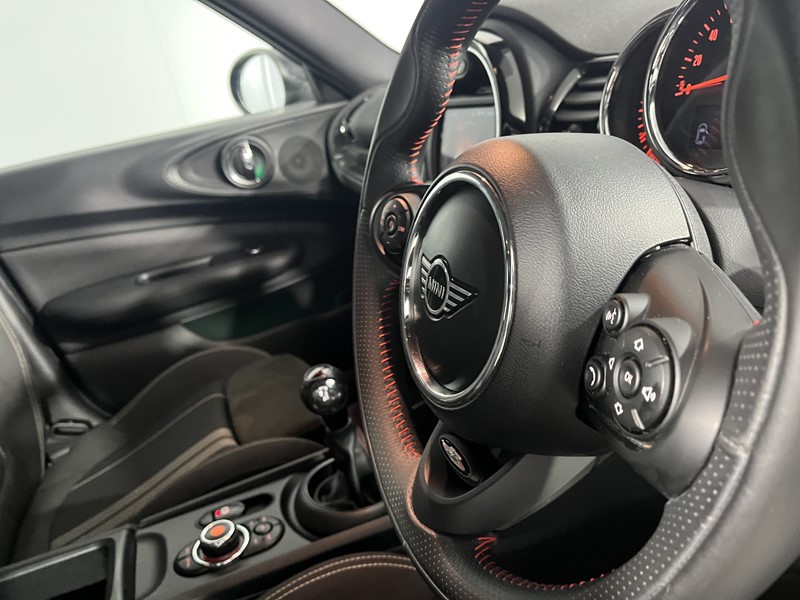 2019 (19) MINI CLUBMAN 1.5 Cooper Sport 6dr 5865741