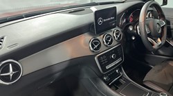 2020 (20) MERCEDES-BENZ GLA 180 AMG Line Edition 5dr Auto 5862505