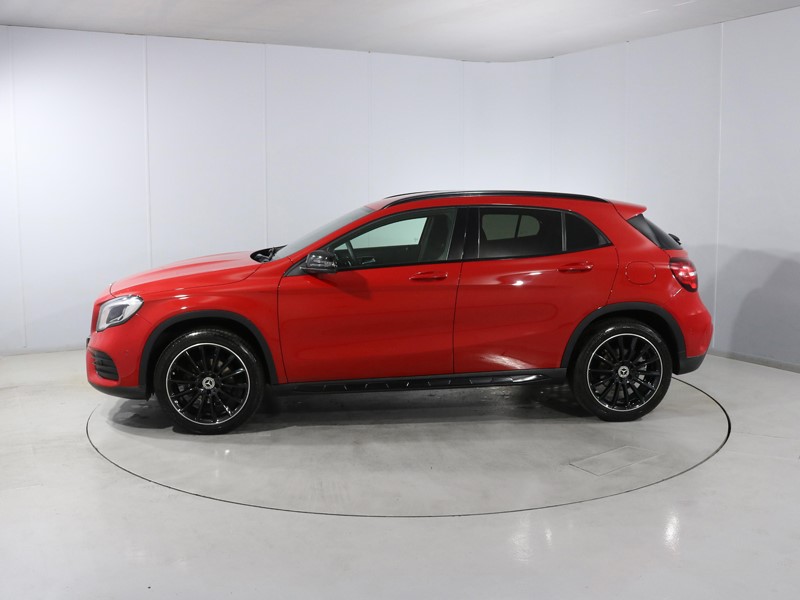 2020 (20) MERCEDES-BENZ GLA 180 AMG Line Edition 5dr Auto 5862541