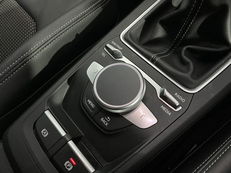 2022 (22) AUDI Q2 35 TFSI Black Edition 5dr 5870890