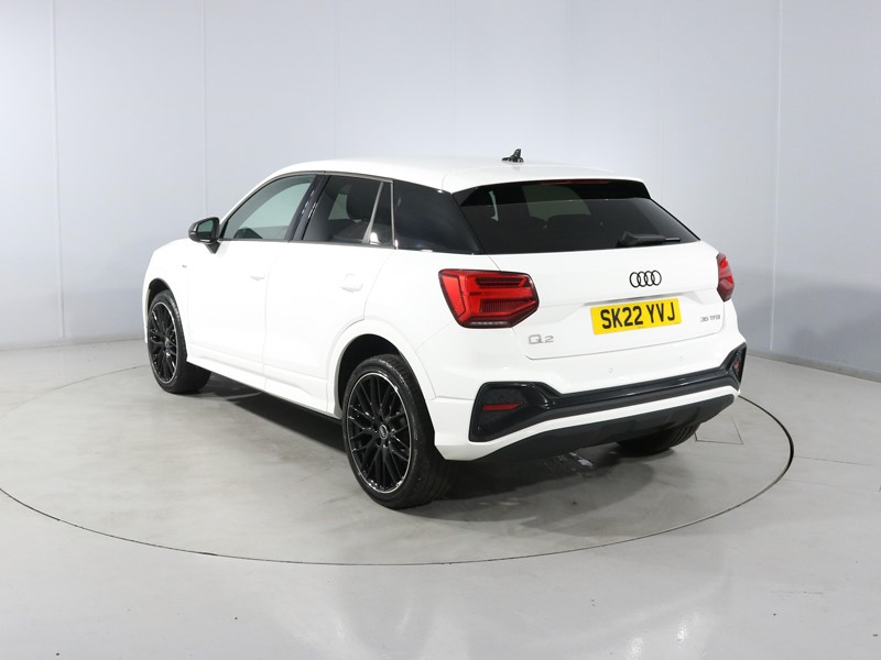 2022 (22) AUDI Q2 35 TFSI Black Edition 5dr 1