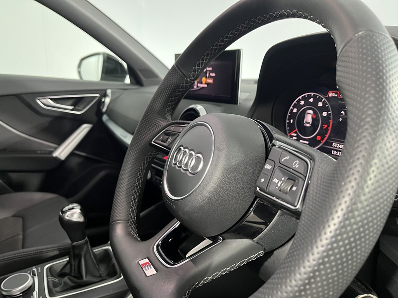 2022 (22) AUDI Q2 35 TFSI Black Edition 5dr 5870877