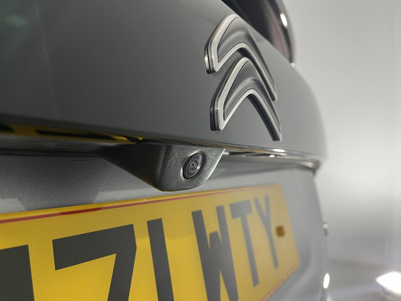 2021 (71) CITROEN C4 1.2 PureTech [130] Shine 5dr Auto 5884056
