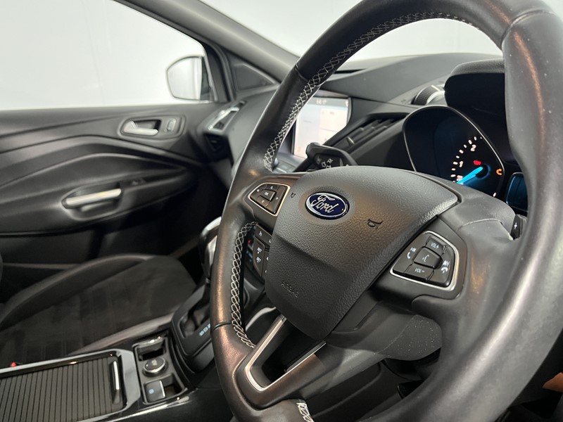2017 (67) FORD KUGA 2.0 TDCi 180 ST-Line X 5dr Auto 5884185
