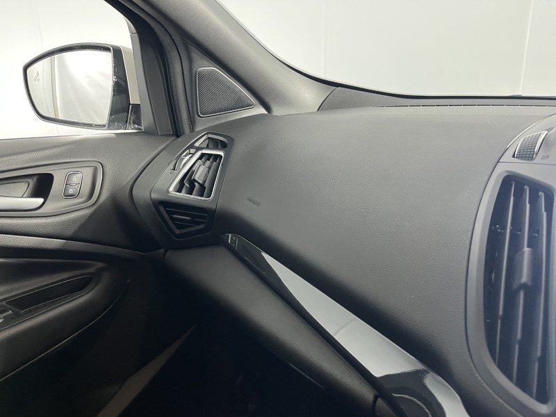 2017 (67) FORD KUGA 2.0 TDCi 180 ST-Line X 5dr Auto 5884189