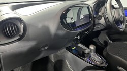 2025 (75) TOYOTA AYGO X 1.0 VVT-i Exclusive 5dr Auto 5911569