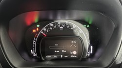 2025 (75) TOYOTA AYGO X 1.0 VVT-i Exclusive 5dr Auto 5911571