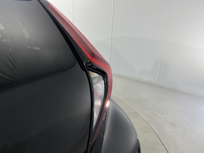 2025 (75) TOYOTA AYGO X 1.0 VVT-i Exclusive 5dr Auto 5911599