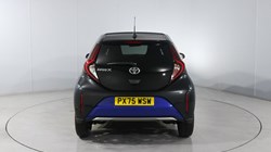 2025 (75) TOYOTA AYGO X 1.0 VVT-i Exclusive 5dr Auto 5911577