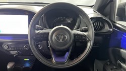 2025 (75) TOYOTA AYGO X 1.0 VVT-i Exclusive 5dr Auto 5911567