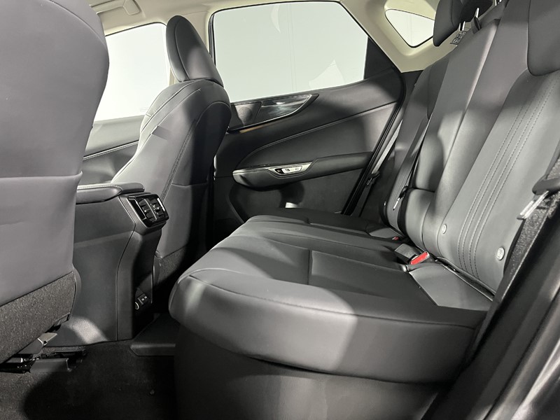 2022 (22) LEXUS NX 450h PLUS 2.5 5dr E-CVT [Premium Pack] 5877295