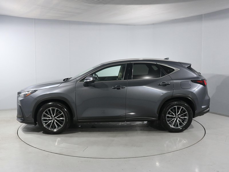 2022 (22) LEXUS NX 450h PLUS 2.5 5dr E-CVT [Premium Pack] 5877308
