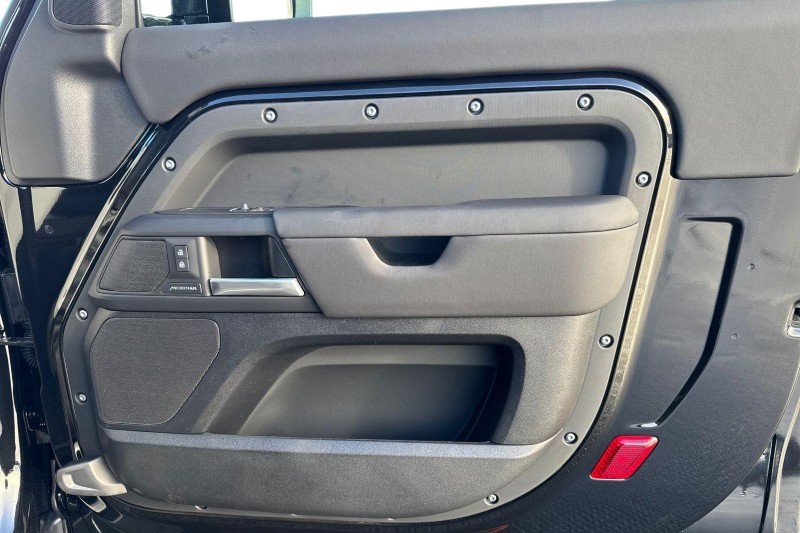  LAND ROVER DEFENDER 3.0 D350 S 90 3dr Auto 4771065