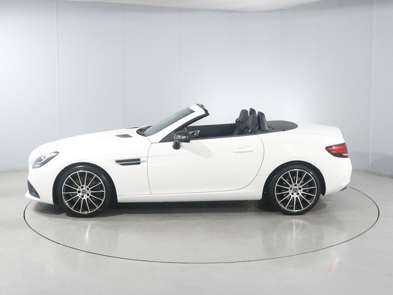 2017 (66) MERCEDES-BENZ SLC 200 AMG Line 2dr 9G-Tronic 5985909