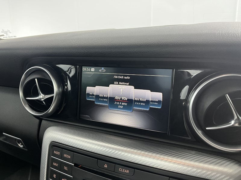2017 (66) MERCEDES-BENZ SLC 200 AMG Line 2dr 9G-Tronic 5985893