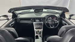 2017 (66) MERCEDES-BENZ SLC 200 AMG Line 2dr 9G-Tronic 5985872