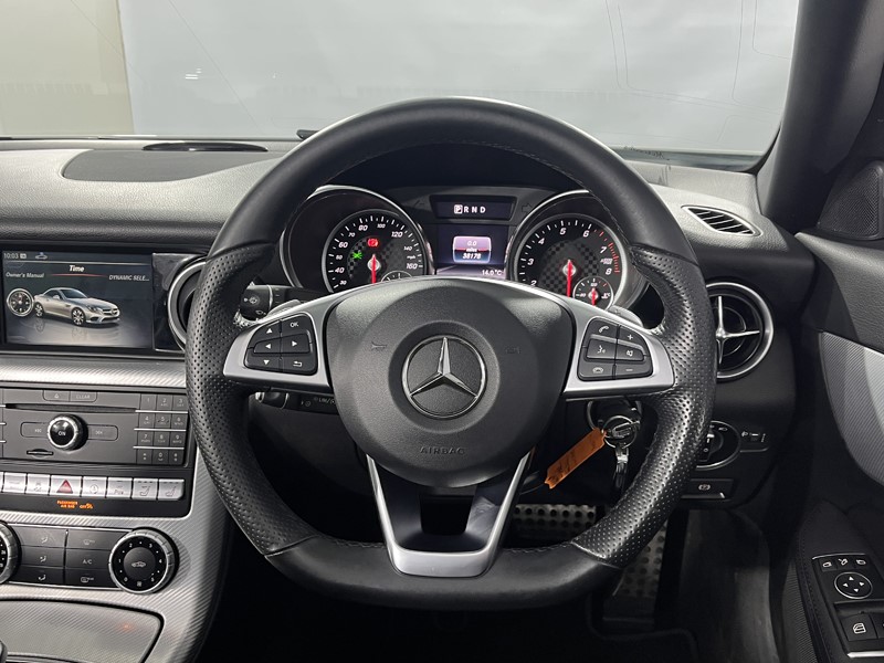 2017 (66) MERCEDES-BENZ SLC 200 AMG Line 2dr 9G-Tronic 5985873