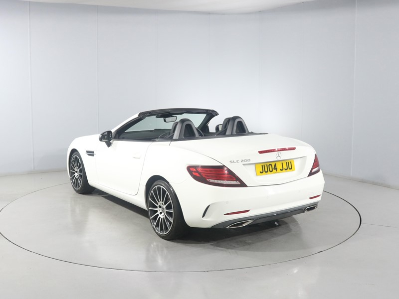 2017 (66) MERCEDES-BENZ SLC 200 AMG Line 2dr 9G-Tronic 5985870