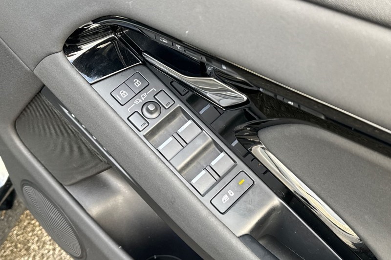 2024 (74) LAND ROVER RANGE ROVER EVOQUE 2.0 D200 Dynamic SE 5dr Auto 4966822