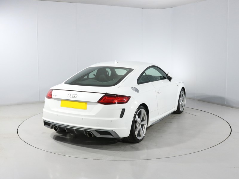 2020 (20) AUDI TT 40 TFSI S Line 2dr S Tronic 5889420