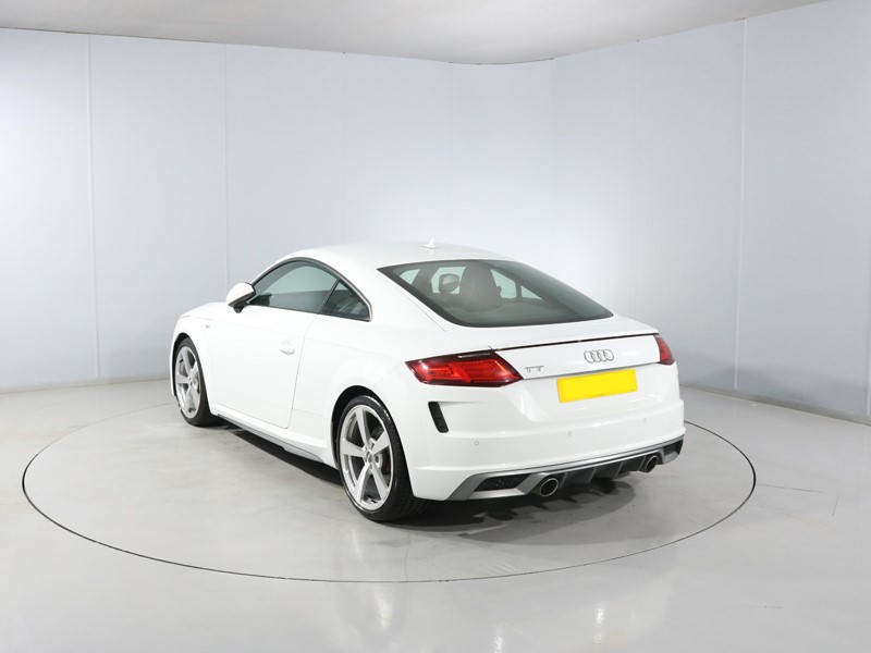 2020 (20) AUDI TT 40 TFSI S Line 2dr S Tronic 5889382